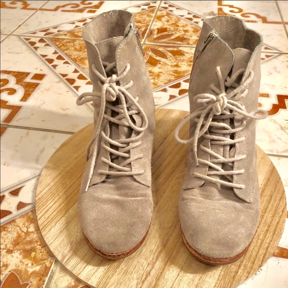 GAP combat boots